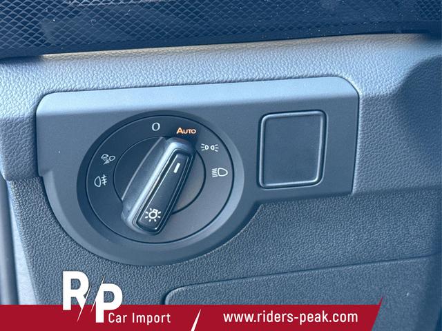 Volkswagen / T-Cross / / / / NAVI+SHZ+MATRIX+ACC+KAMERA+18'' ALU