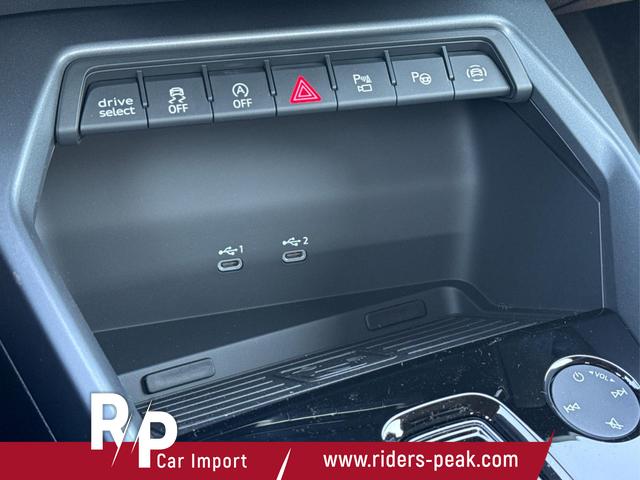 Audi / A3 Sportback / Schwarz / / / ACC+KAMERA+SHZ+LED+16LM+APP