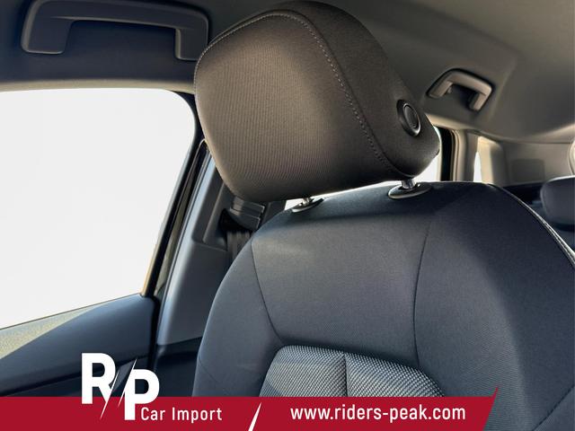 Audi / A3 Sportback / Schwarz / / / ACC+KAMERA+SHZ+LED+16LM+APP