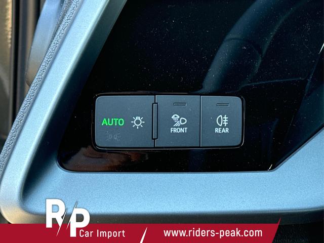 Audi / A3 Sportback / Grau / / / ACC+KAMERA+SHZ+LED+16LM+APP