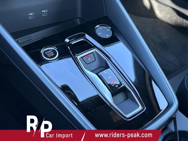 Audi / A3 Sportback / Grau / / / ACC+KAMERA+SHZ+LED+16LM+APP