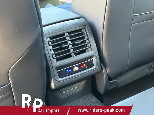 Volkswagen / Golf / Wei&szlig; / / / 4x4+PANO+MATRIX+HUD+HARMAN+NAVI+360 KAMERA+19 LM