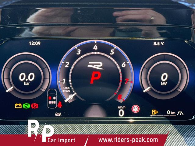 Volkswagen / Golf / Wei&szlig; / / / 4x4+PANO+MATRIX+HUD+HARMAN+NAVI+360 KAMERA+19 LM