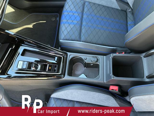 Volkswagen / Golf / Wei&szlig; / / / 4x4+PANO+MATRIX+HUD+HARMAN+NAVI+360 KAMERA+19 LM