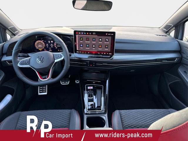 Volkswagen / Golf / Grau / / / PANO+MATRIX+HUD+HARMAN+NAVI+360 KAMERA+19 LM