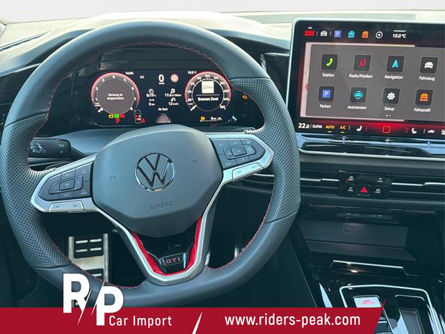 Volkswagen / Golf / Grau / / / PANO+MATRIX+HUD+HARMAN+NAVI+360 KAMERA+19 LM