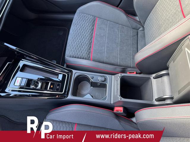 Volkswagen / Golf / Grau / / / PANO+MATRIX+HUD+HARMAN+NAVI+360 KAMERA+19 LM