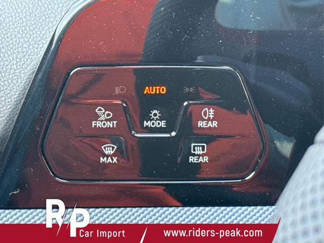 Volkswagen / Golf / Grau / / / PANO+MATRIX+HUD+HARMAN+NAVI+360 KAMERA+19 LM