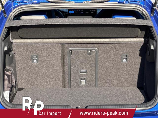 Volkswagen / Golf / / / / 4x4+PANO+MATRIX+HUD+HARMAN+NAVI+360 KAMERA+19 LM