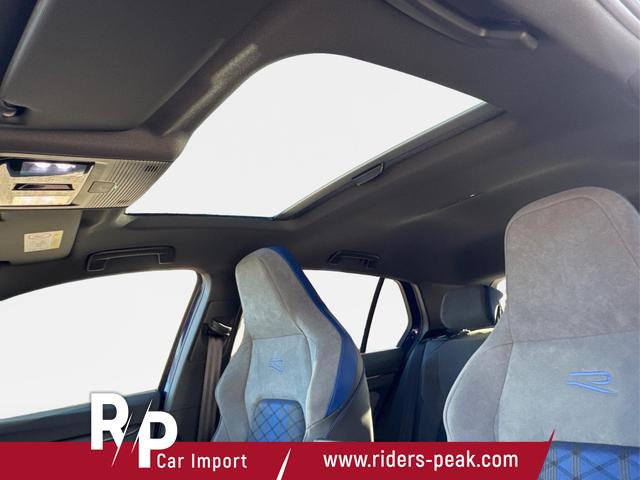 Volkswagen / Golf / / / / 4x4+PANO+MATRIX+HUD+HARMAN+NAVI+360 KAMERA+19 LM