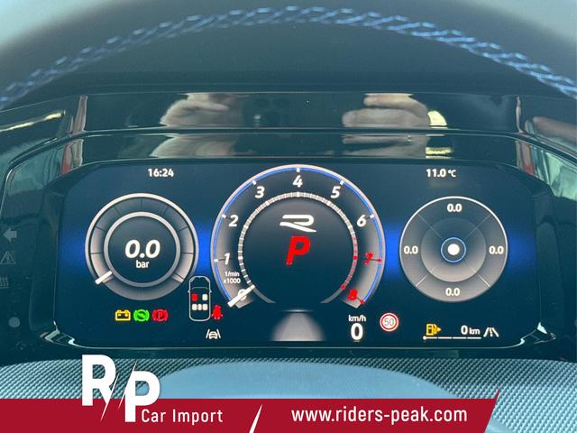 Volkswagen / Golf / / / / 4x4+PANO+MATRIX+HUD+HARMAN+NAVI+360 KAMERA+19 LM