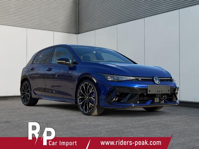 Volkswagen / Golf / / / / 4x4+PANO+MATRIX+HUD+HARMAN+NAVI+360 KAMERA+19 LM