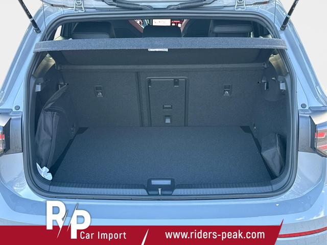 Volkswagen / Golf / Grau / / / PANO+MATRIX+HUD+HARMAN+NAVI+360 KAMERA+19 LM