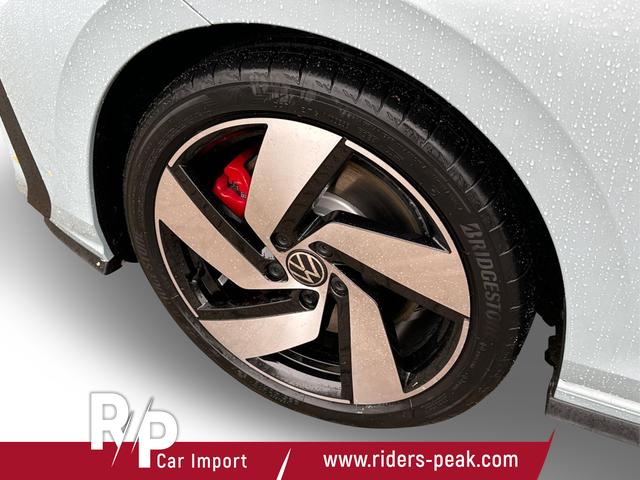 Beispielbilder, ggf. teilweise mit Sonderausstattung