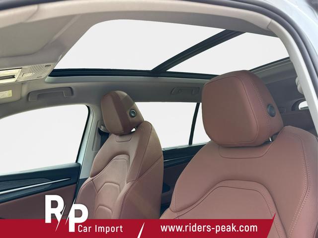 Skoda / Kodiaq / Wei&szlig; / / / LEDER+AHK+PANO+MATRIX+360 KAM+eHK+20 LM, Beispielbilder, ggf. teilweise mit Sonderausstattung