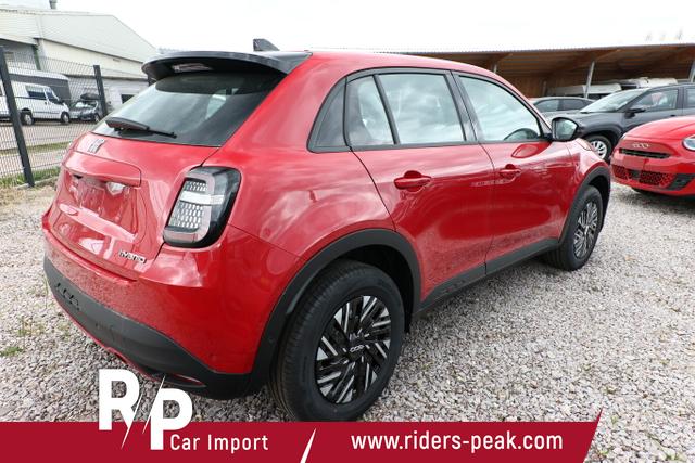 Fiat 600 MHEV 100 DCT LED Kam Keyl Klimaaut CarP PDC 