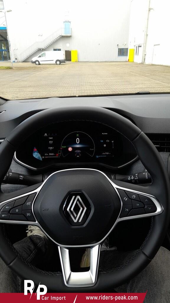 Renault Clio Techno V 1.6 E-TECH Hybrid 145 LED Nav. PDC 