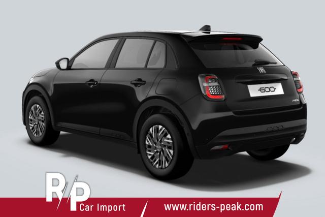 Fiat 600 MHEV 145 DCT Nav 2xPDC Kam Keyl SHZ LED CarP 