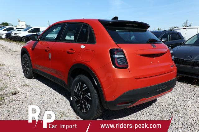 Fiat 600 MHEV 110 DCT PDC360° Keyl SHZ Kam Klimaaut 