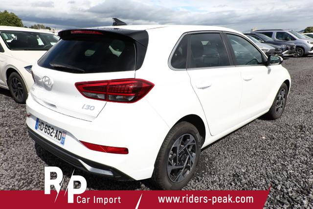 Hyundai i30 Advantage 1.5 T-GDI 140 DCT LED NAV KAM SHZ 