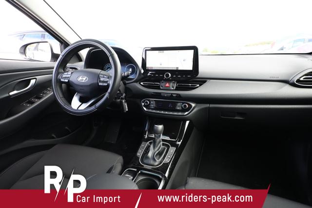 Hyundai i30 Advantage 1.5 T-GDI 140 DCT LED NAV KAM SHZ 