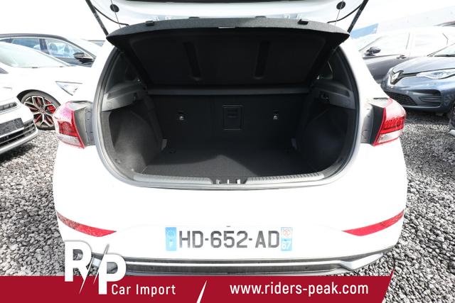 Hyundai i30 Advantage 1.5 T-GDI 140 DCT LED NAV KAM SHZ 