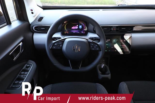 Leapmotor T03 37,3 kWh Pano Nav Kam ACC PDC 15Z BSD 3J.Gar 