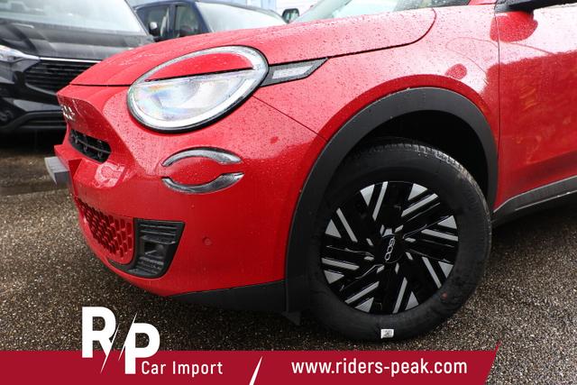 Fiat 600 Basis MHEV 110 DCT Nav SHZ KeyL LED Kam PDC CarP 