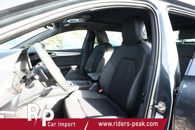 Cupra Leon Sportstourer ST eTSI DSG IntelliD Pano Matrix Edge SHZ 