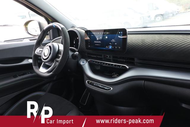 Abarth 500e Turismo 42 kWh LED Pano Nav JBL SHZ Kam PDC 