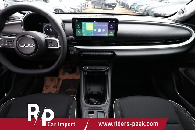 Fiat 600 MHEV 145 DCT LED Nav ACC Kam Keyl Klimaaut 