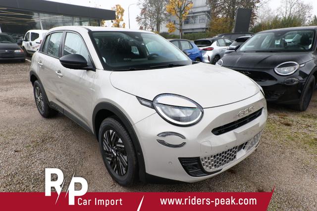 Fiat 600 MHEV 145 DCT LED Nav ACC Kam Keyl Klimaaut 