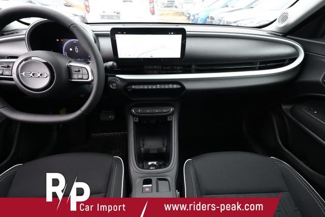 Fiat 600 MHEV 145 DCT LED Nav ACC Kam Keyl Klimaaut 