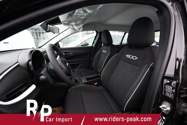 Fiat 600 MHEV 145 DCT LED Nav ACC Kam Keyl Klimaaut 