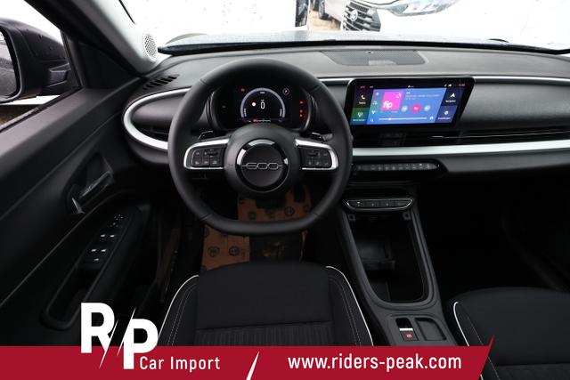 Fiat 600 MHEV 145 DCT LED Nav ACC Kam Keyl Klimaaut 
