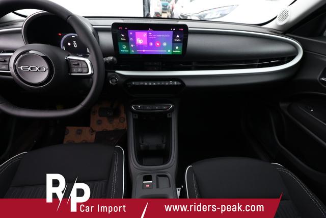 Fiat 600 MHEV 145 DCT LED Nav ACC Kam Keyl Klimaaut 