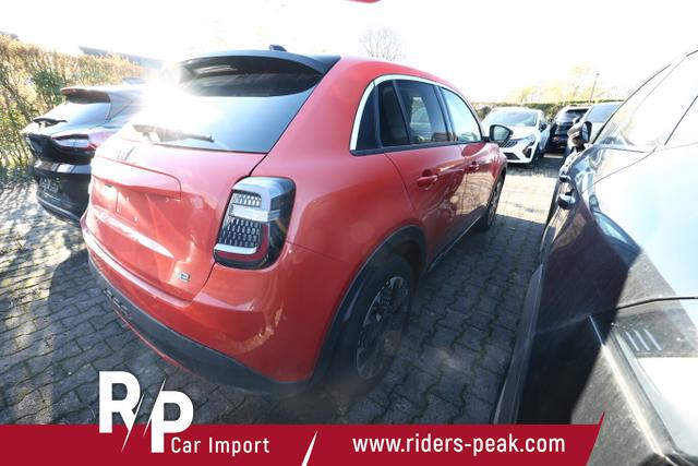 Fiat 600 La Prima 11kW-OBC W&auml;rmeP Massage Nav Keyl 