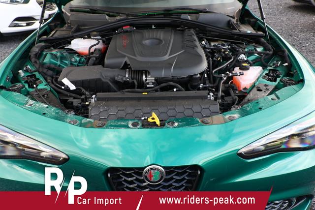 Alfa Romeo Giulia Intensa 2.2 D 210 AT8 Q4 Matrix Pano Nav 