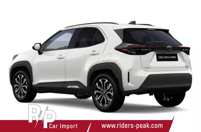 Toyota Yaris Cross SHZ SafetyP LED Keyl 17Z ACCPrivacy 