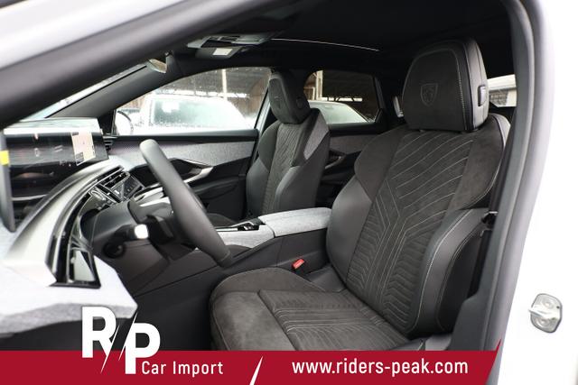 Peugeot 3008 GT Hybrid Pano Focal Alcantara ACC 360&deg; BT 