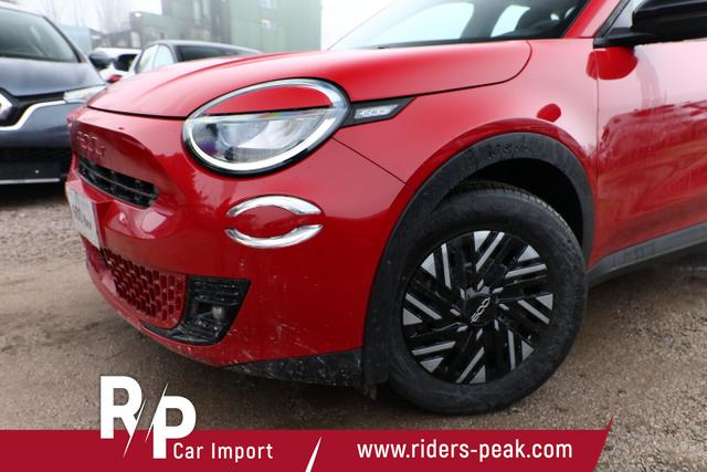 Fiat 600e RED 54kWh 11kW-OBC CarPlay W&auml;rmepumpe PDC 