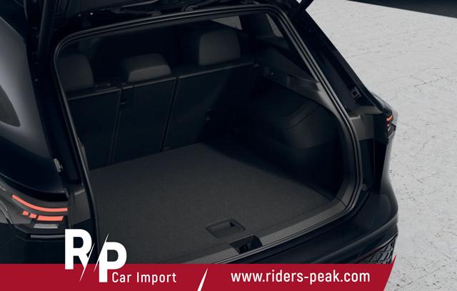 Volkswagen Tiguan R-Line 4M Pano Nav AHK Matrix LM20Z PrivG 