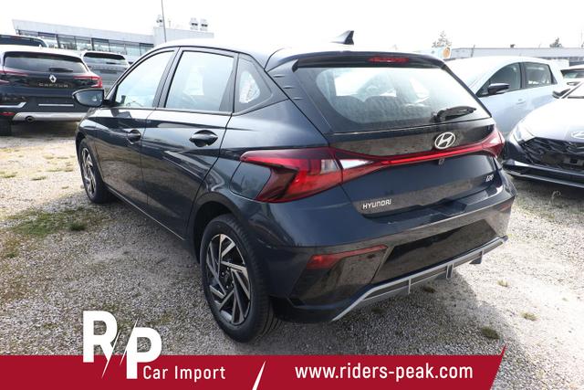 Hyundai i20 Select Navi DigCo 16Z CarPlay Kam PDC Temp 