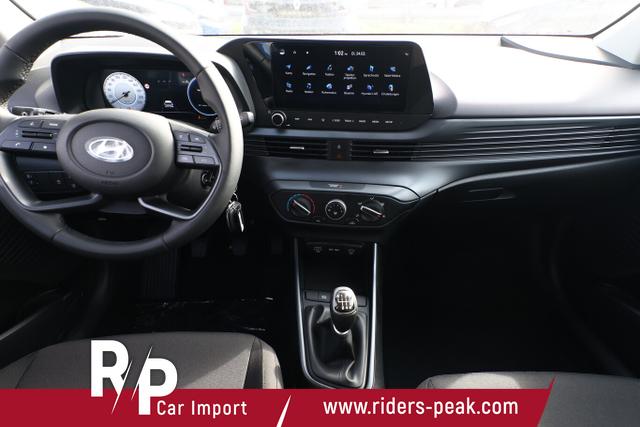 Hyundai i20 Select Navi DigCo 16Z CarPlay Kam PDC Temp 