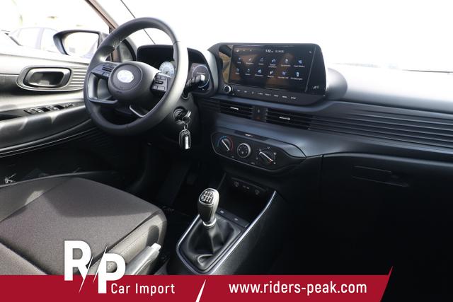 Hyundai i20 Select Navi DigCo 16Z CarPlay Kam PDC Temp 