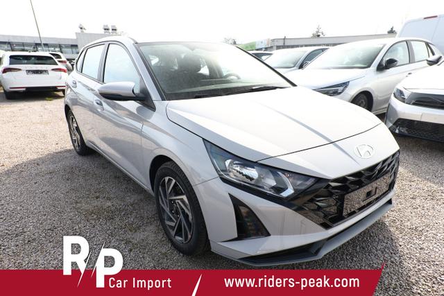 Hyundai i20 Select Navi DigCo 16Z CarPlay Kam PDC Temp 