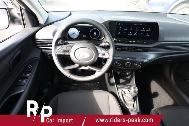 Hyundai i20 Select Navi DigCo 16Z CarPlay Kam PDC Temp 