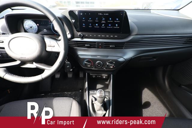 Hyundai i20 Select Navi DigCo 16Z CarPlay Kam PDC Temp 