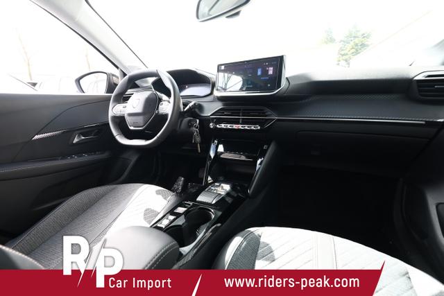 Peugeot 208 Allure Hybrid Nav 360&deg; 2xPDC CarP LED PrivG 