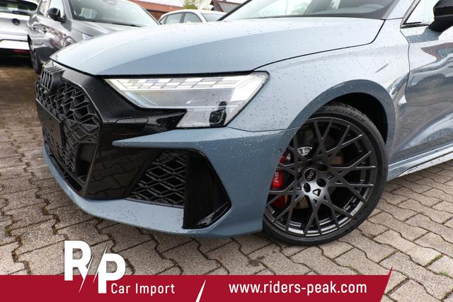 Audi RS3 Sportback RS 3 Pano Leder Matrix PerfAbgas Sonos 